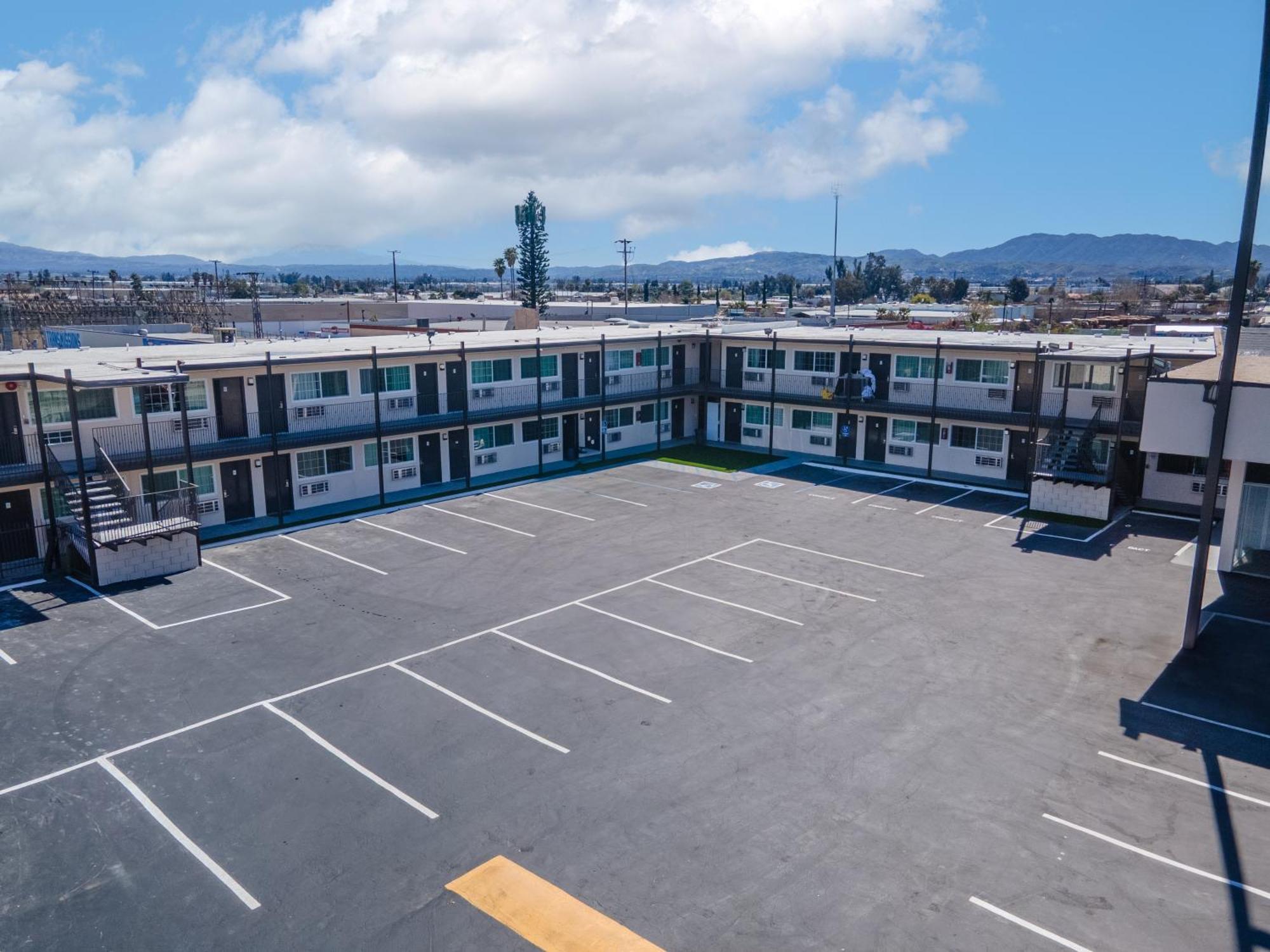Inland Inn & Suites San Bernardino Eksteriør bilde